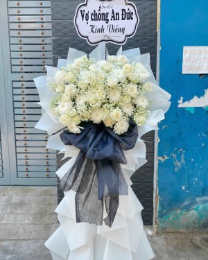 Kinh Nghiệm Đặt Vòng Hoa Tang Lễ Tại Bệnh Viện Thống Nhất &amp; Chùa Phổ Quang (Tân Bình)