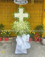 Kệ Hoa Tang Lễ Thánh Giá Công Giáo Lan Thái Trắng Trang Trọng