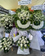 Vòng Hoa Viếng Đẹp Lan Thái Trắng Kết Hợp Hồng Trắng