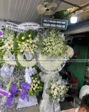 Kệ Hoa Tang Lễ 2 Tầng Thành Kính Phân Ưu Lan Thái Và Hồng Trắng