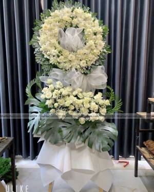 Hoa Viếng Hiện Đại 2 Tầng Sang Trọng Tone Trắng Hồng